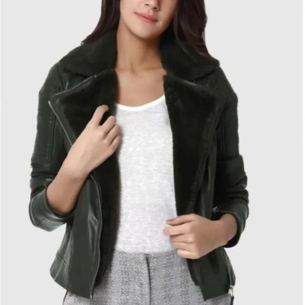 Vero Moda Aviator Jacket in Green Vegan Leather with Faux Fur Collar Small